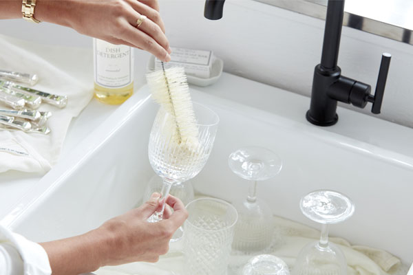 the laundress glass & crystal cleaning brush 